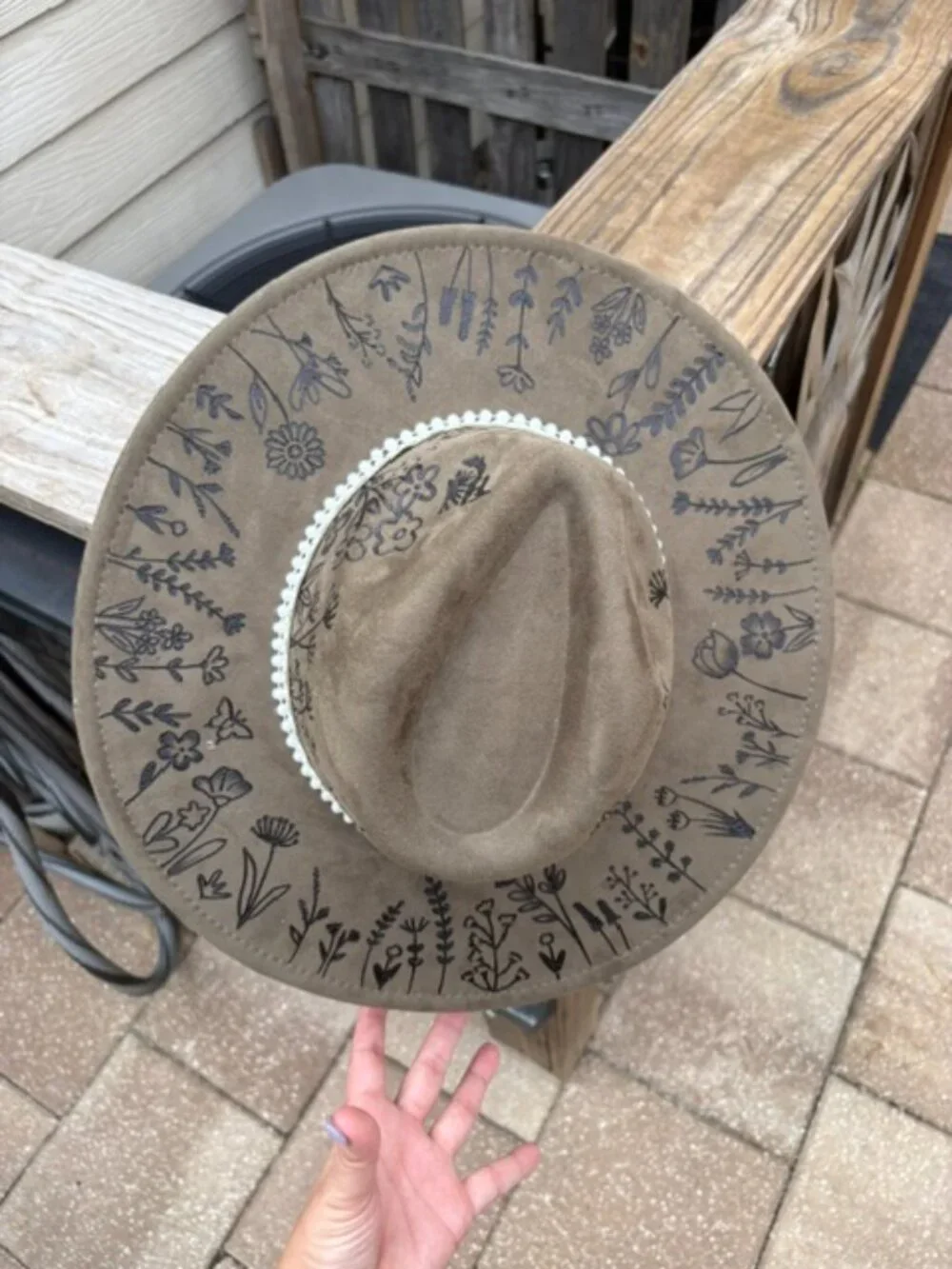Hand‑Drawn Floral Suede Western Hat with Lace Band